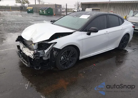 2025 Toyota Camry Xse z USA, uszkodzony, nr VIN 4T1DAACK3SU063151